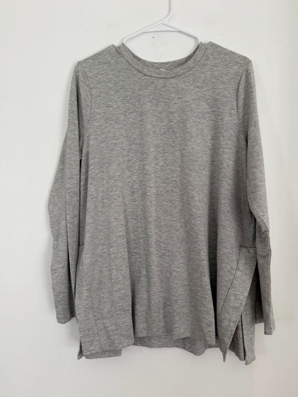 Daily Ritual Gray Long Sleeve Side Slit Tunic Top XL - Picture 2 of 9